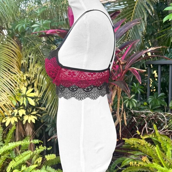 Kaei&Shi Lace Underwire Bra - Picture 2 of 7